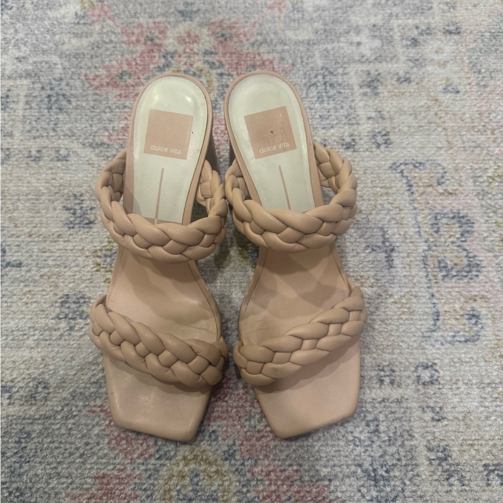 Dolce Vita Women's Tan Braided Sandals